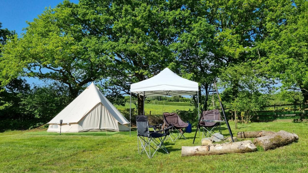 Route 47 Glamping Bell Tents Cross Hands Exterior photo